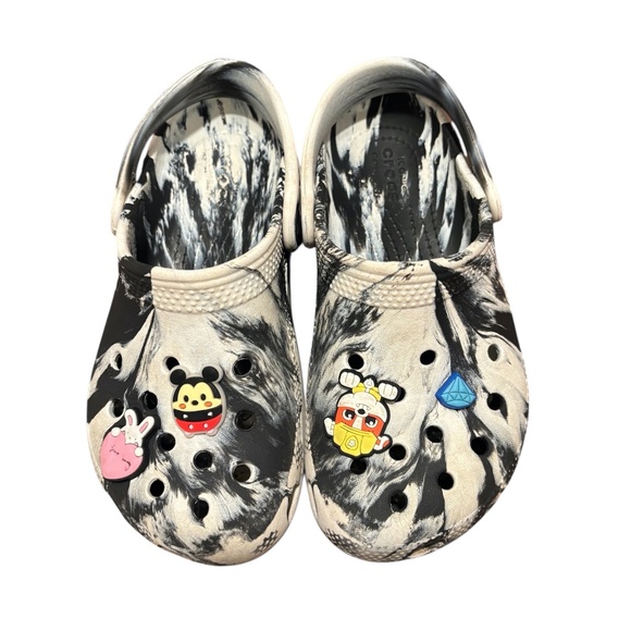 Crocs Kids Classic Marbled Clog Black & White Child Size 13 - Picture 1 of 9